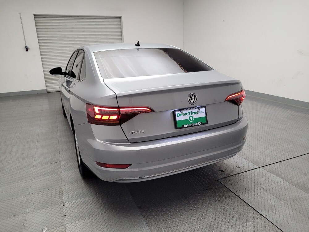 2019 Volkswagen Jetta in Riverside, CA 92504 - 18084805 6