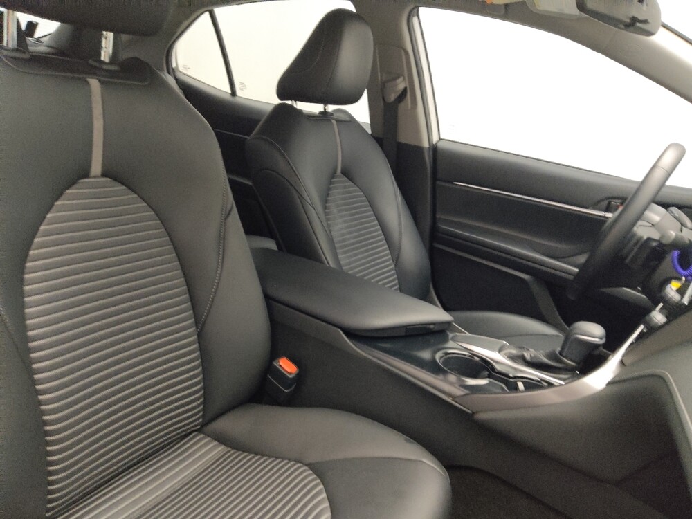 2019 Toyota Camry in Stone Mountain, GA 30083 - 18084808 21