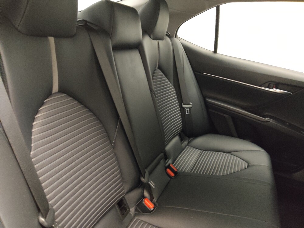 2019 Toyota Camry in Stone Mountain, GA 30083 - 18084808 19