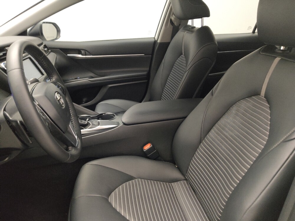 2019 Toyota Camry in Stone Mountain, GA 30083 - 18084808 17