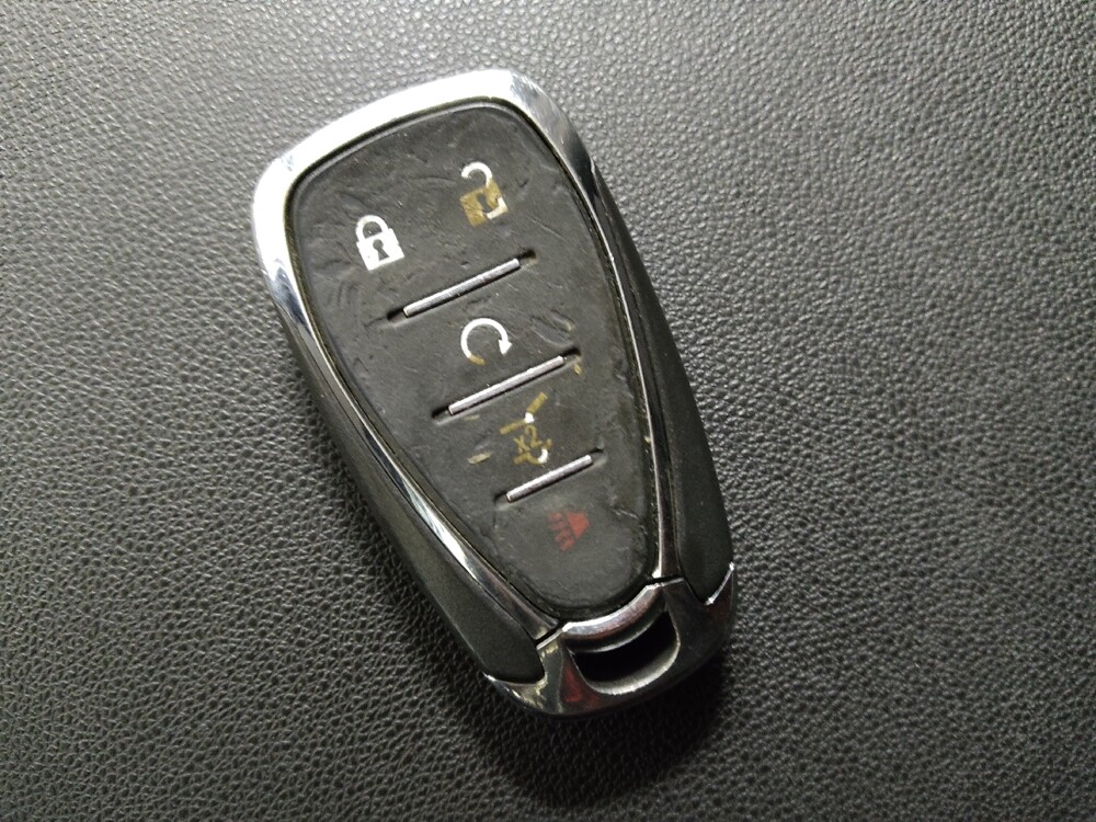 2020 Chevrolet Equinox in Greenville, SC 29607 - 18084814 32