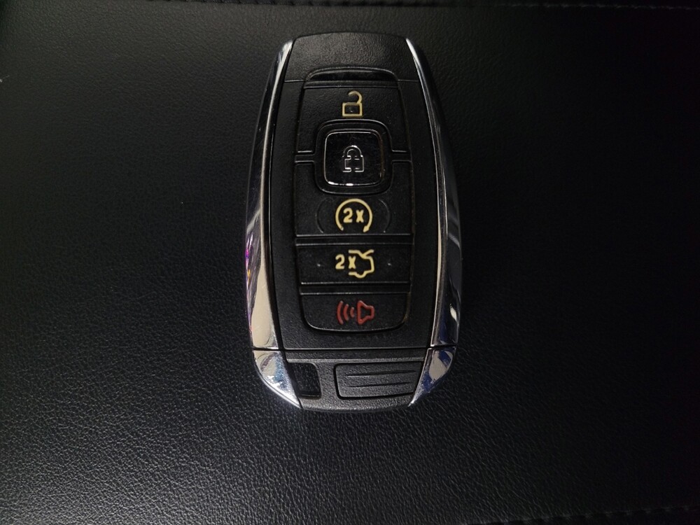 2018 Lincoln MKZ in Stone Mountain, GA 30083 - 18084828 32