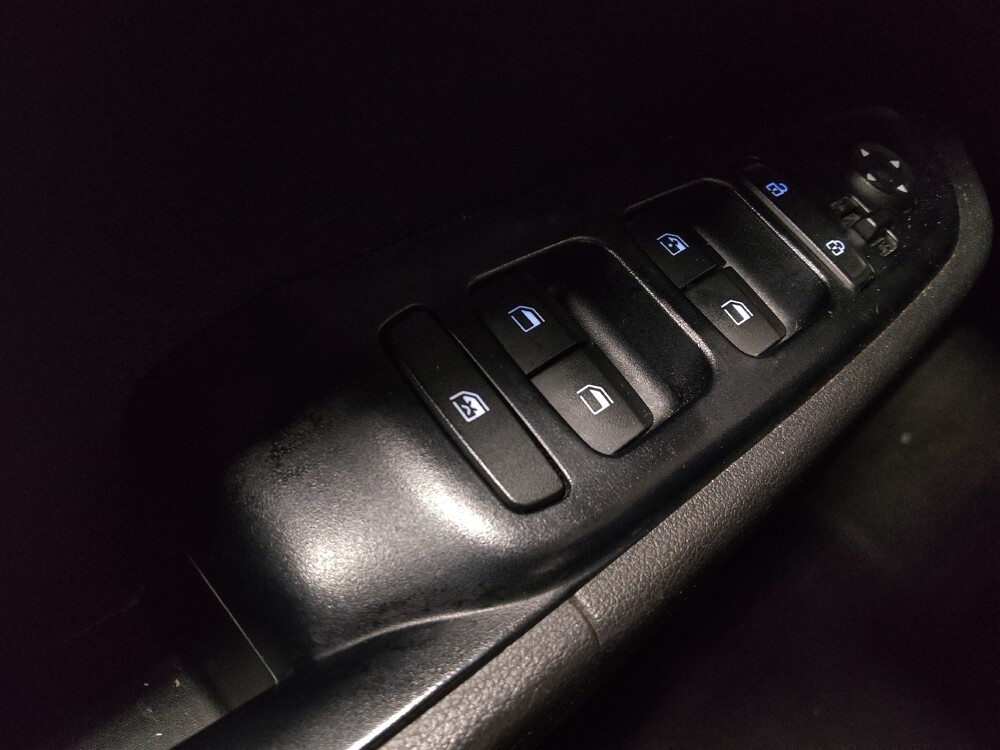 2020 Hyundai Venue in Athens, GA 30606 - 18084834 27