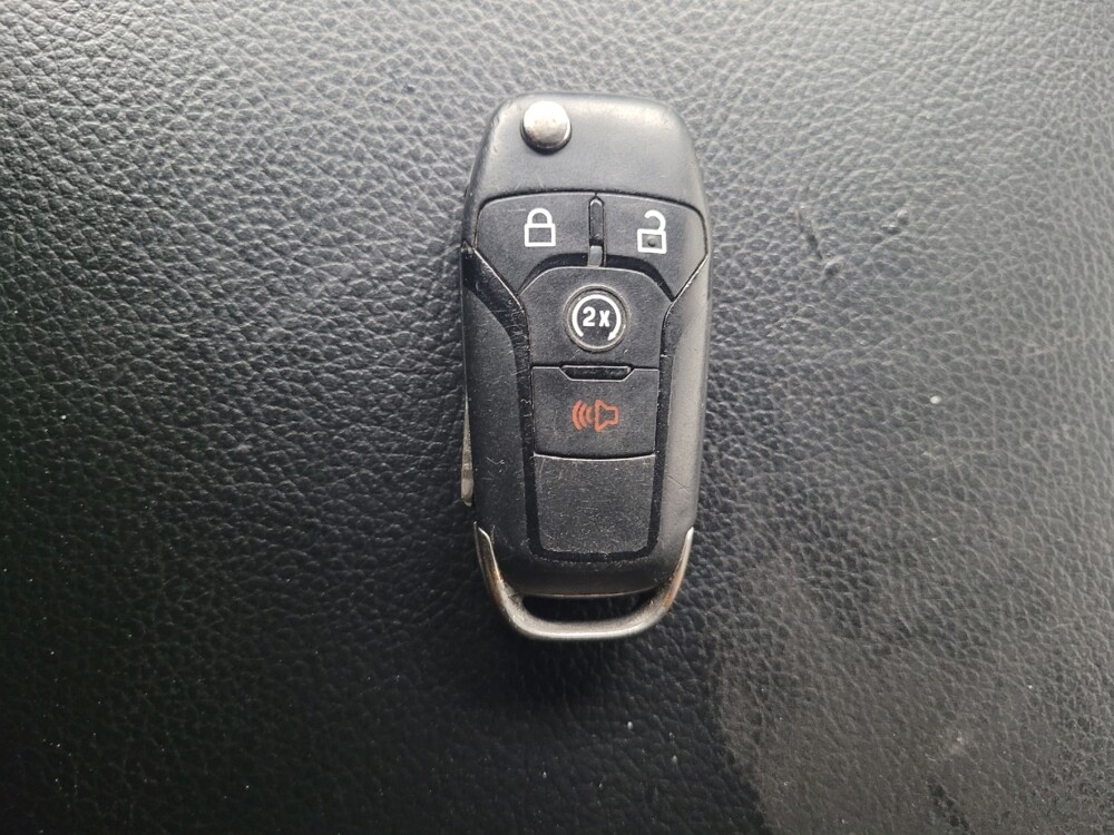 2016 Ford F150 in St. Louis, MO 63136 - 18084840 32