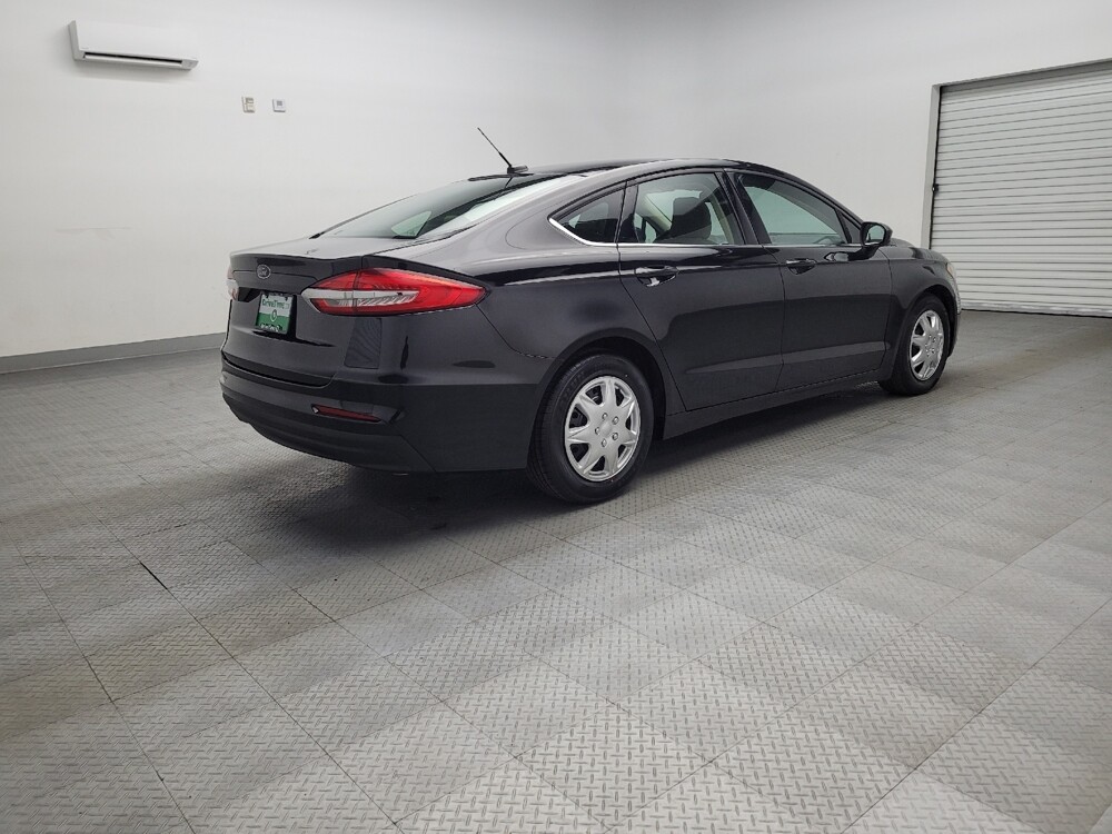 2019 Ford Fusion in Round Rock, TX 78664 - 18084841 9