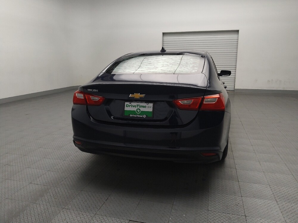 2017 Chevrolet Malibu in Tulsa, OK 74145 - 18084845 7