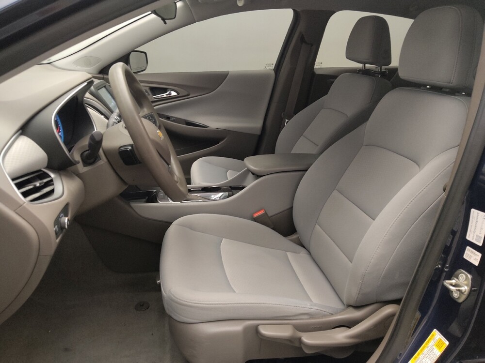 2017 Chevrolet Malibu in Tulsa, OK 74145 - 18084845 17