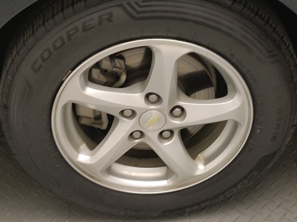 2017 Chevrolet Malibu in Tulsa, OK 74145 - 18084845 31