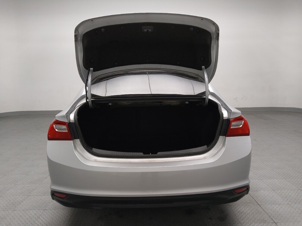 2018 Chevrolet Malibu in Round Rock, TX 78664 - 18084860 29