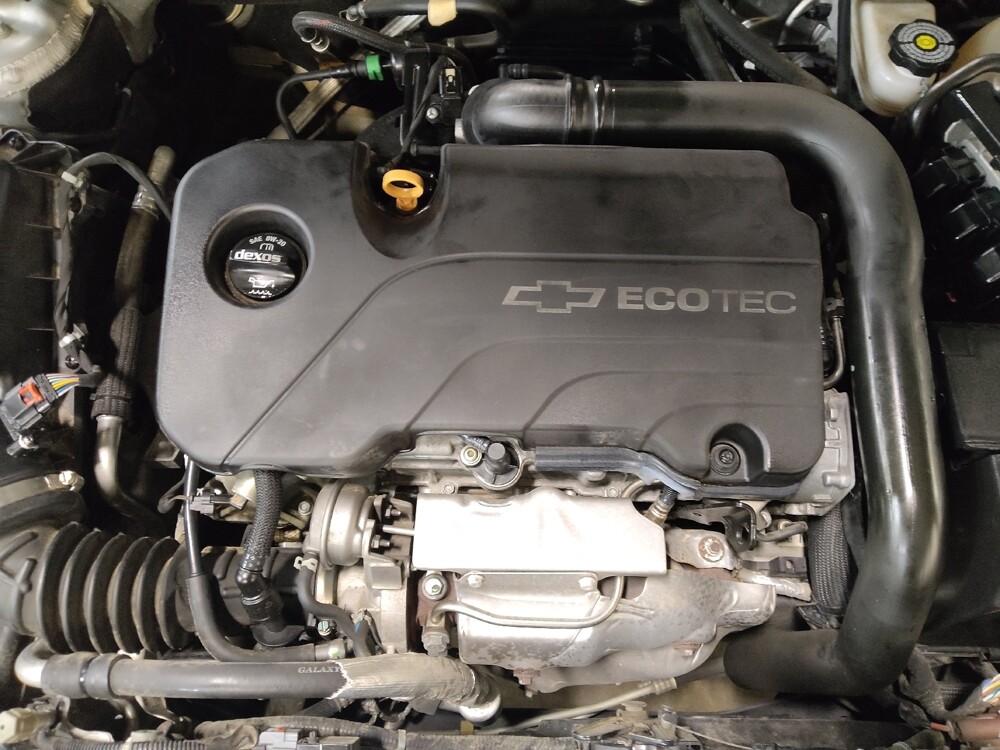 2018 Chevrolet Malibu in Round Rock, TX 78664 - 18084860 30