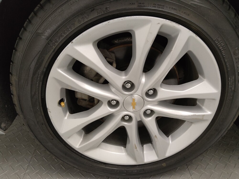 2018 Chevrolet Malibu in Round Rock, TX 78664 - 18084860 31