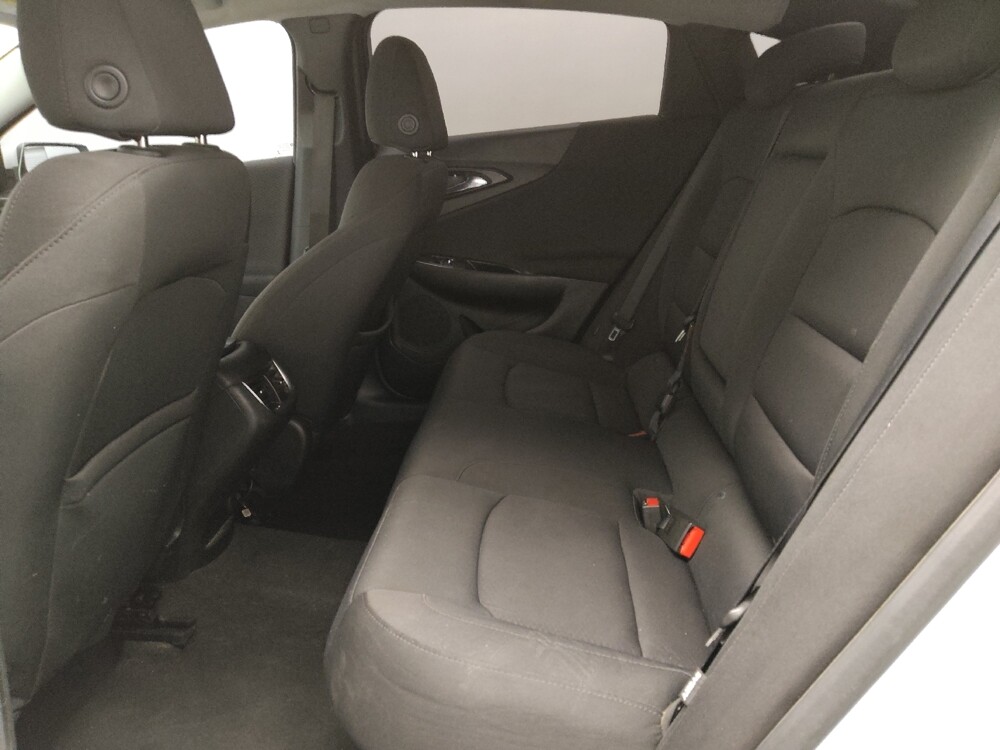 2018 Chevrolet Malibu in Round Rock, TX 78664 - 18084860 18