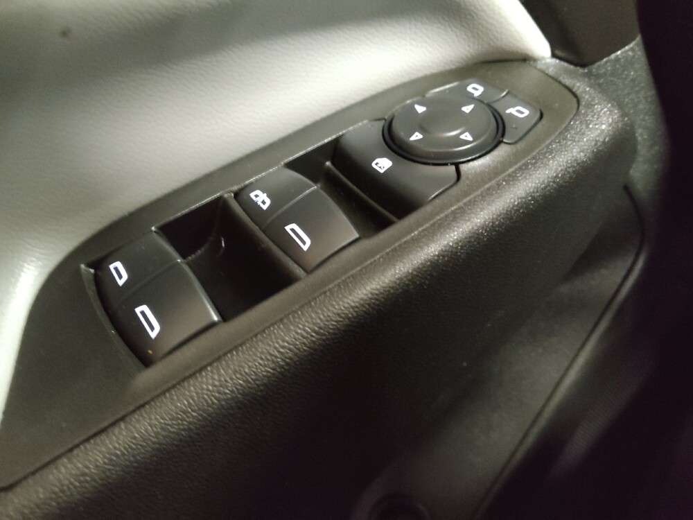 2021 Chevrolet Equinox in Plano, TX 75074 - 18084861 27