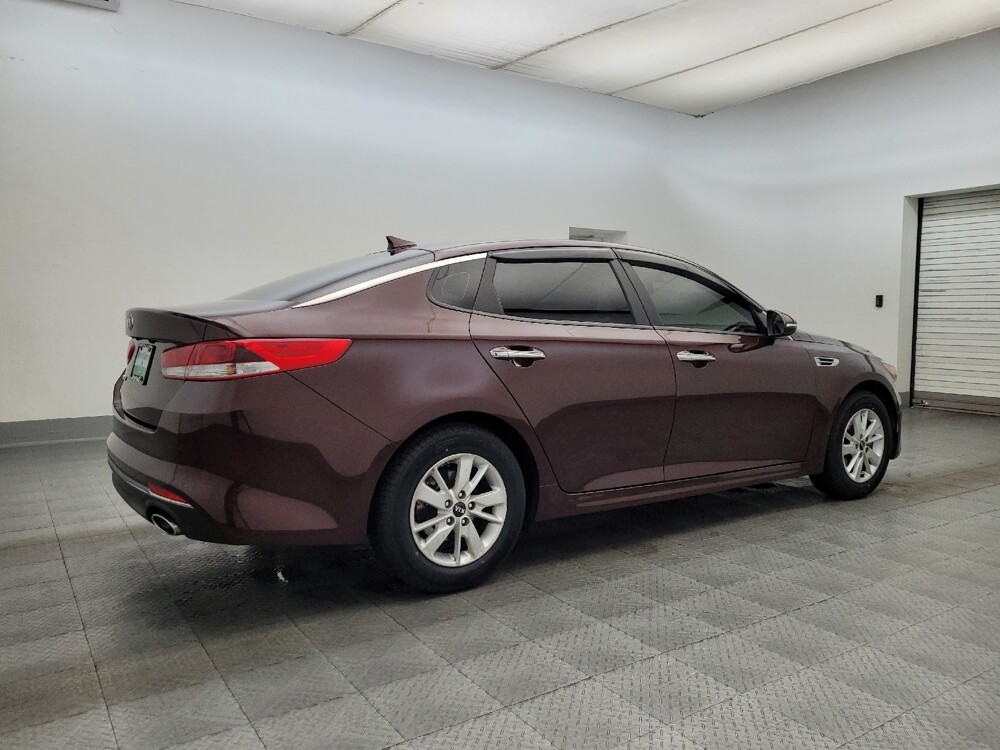 2017 Kia Optima in Glendale, AZ 85301 - 18084870 10