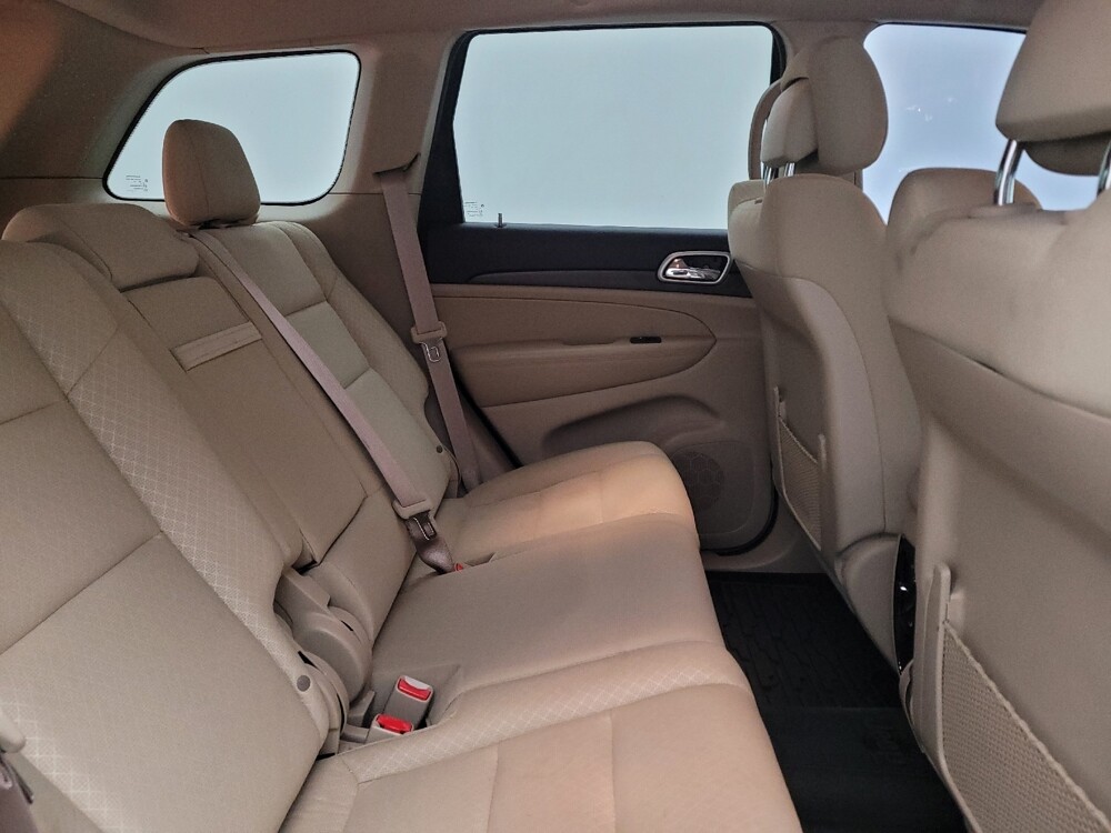 2018 Jeep Grand Cherokee in Toledo, OH 43617 - 18084878 19