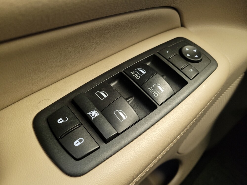 2018 Jeep Grand Cherokee in Toledo, OH 43617 - 18084878 27