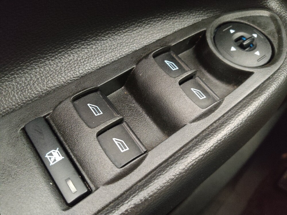 2017 Ford Escape in Baton Rouge, LA 70816 - 18084879 27