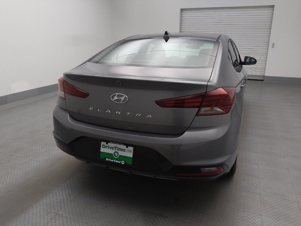 2019 Hyundai Elantra in Lakewood, CO 80215 - 18084880 7