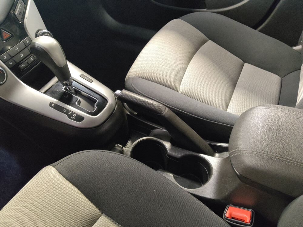 2016 Chevrolet Cruze in West Palm Beach, FL 33409 - 18084895 26