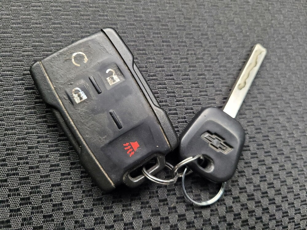 2017 Chevrolet Silverado 1500 in Memphis, TN 38115 - 18084901 32