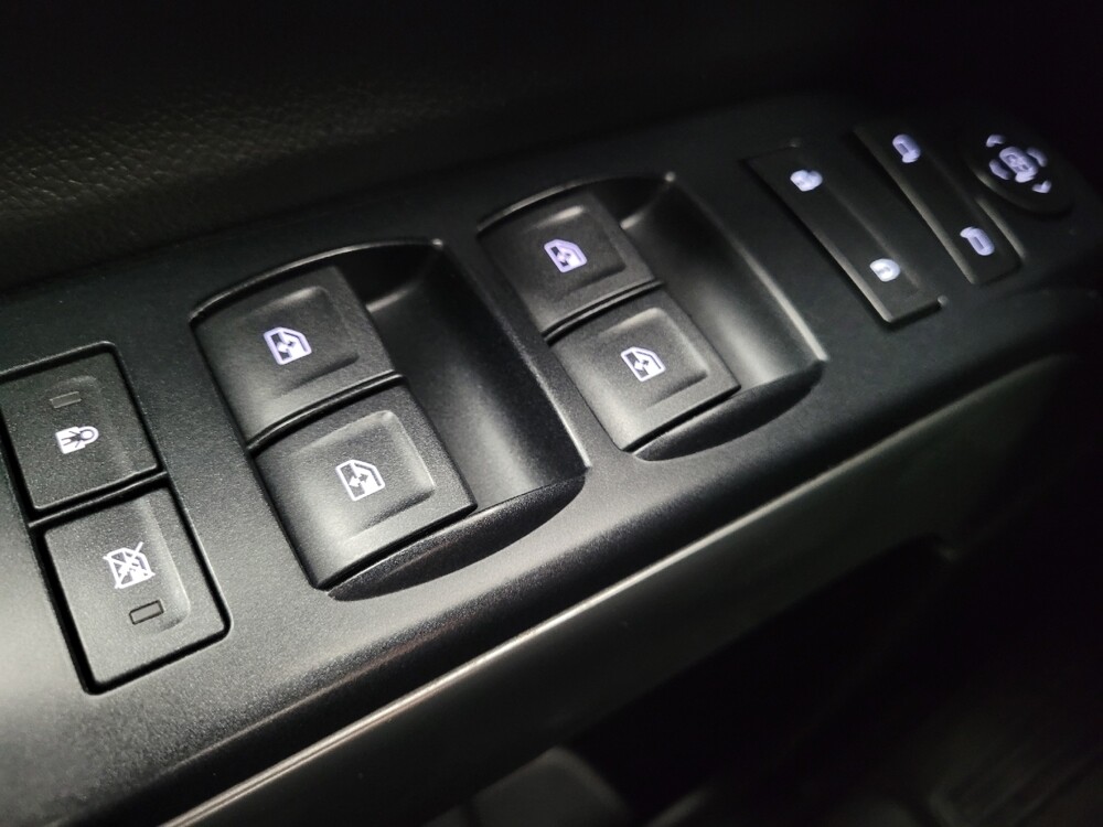 2017 Chevrolet Silverado 1500 in Memphis, TN 38115 - 18084901 27