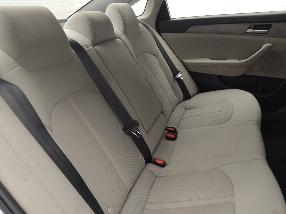 2019 Hyundai Sonata in Sanford, FL 32773 - 18084924 19