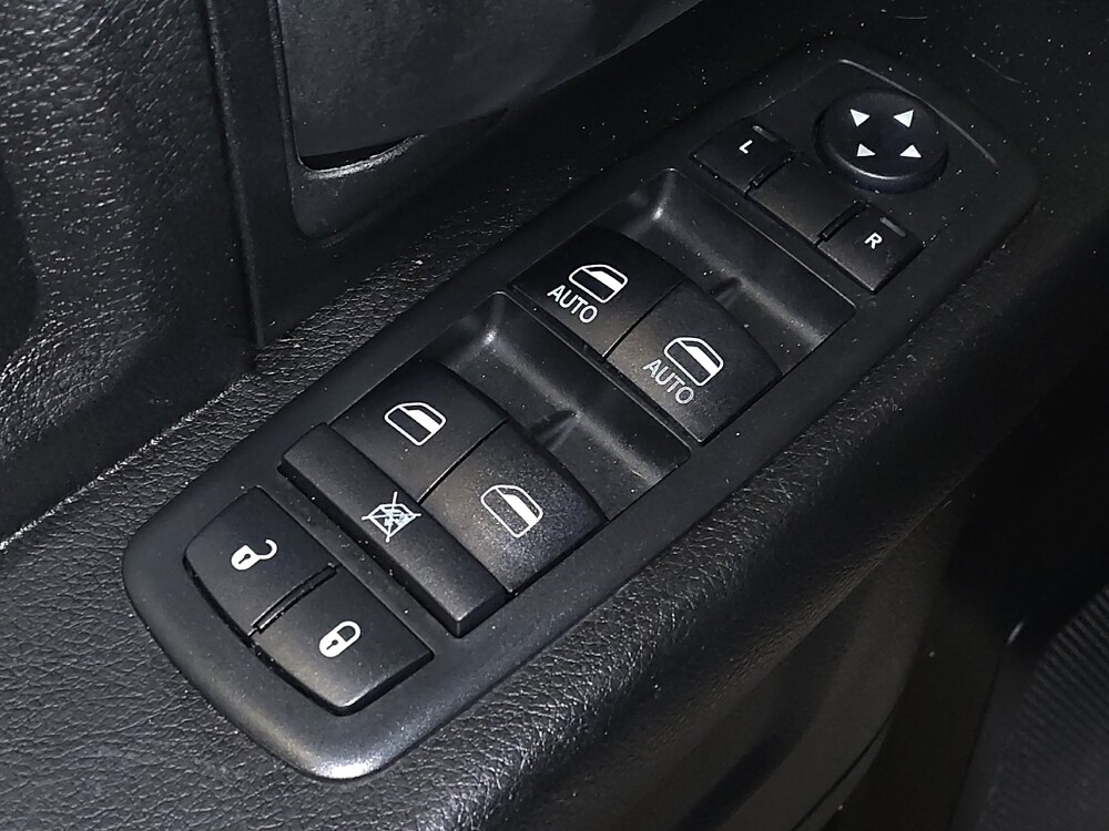 2019 RAM 1500 in Gainesville, FL 32609 - 18084941 27