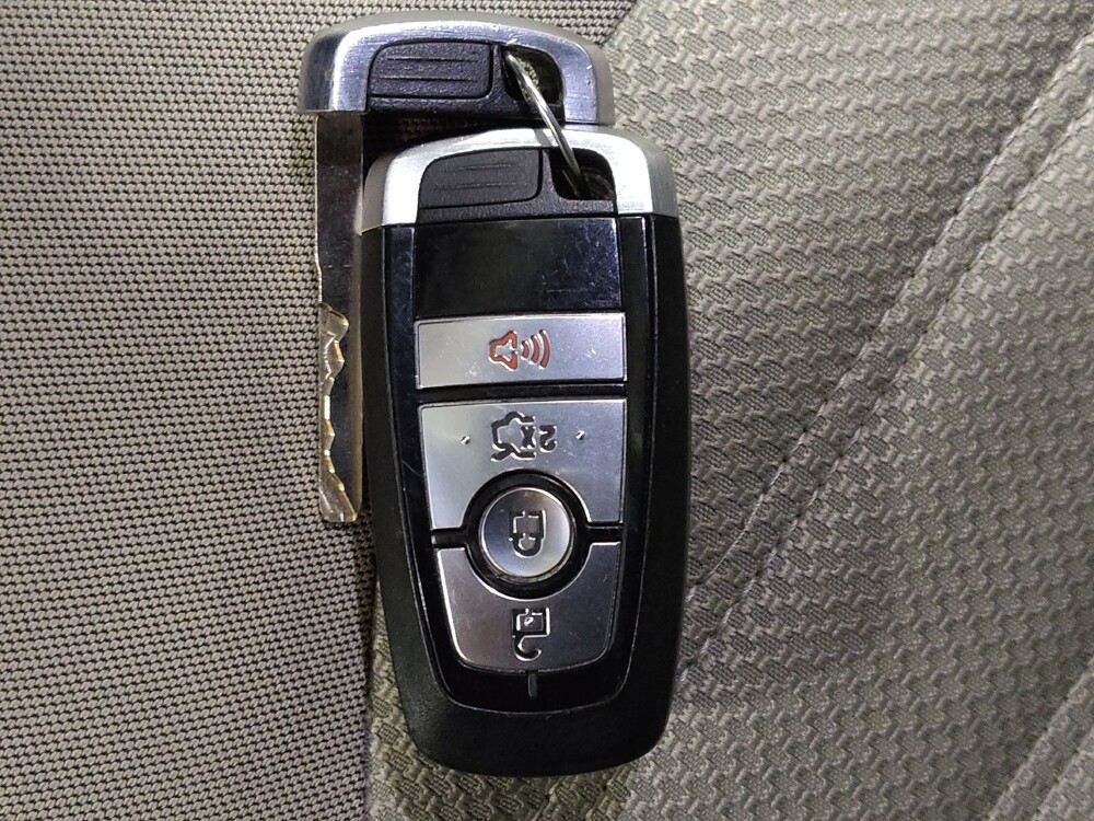 2018 Ford Fusion in Greenville, SC 29607 - 18084947 32