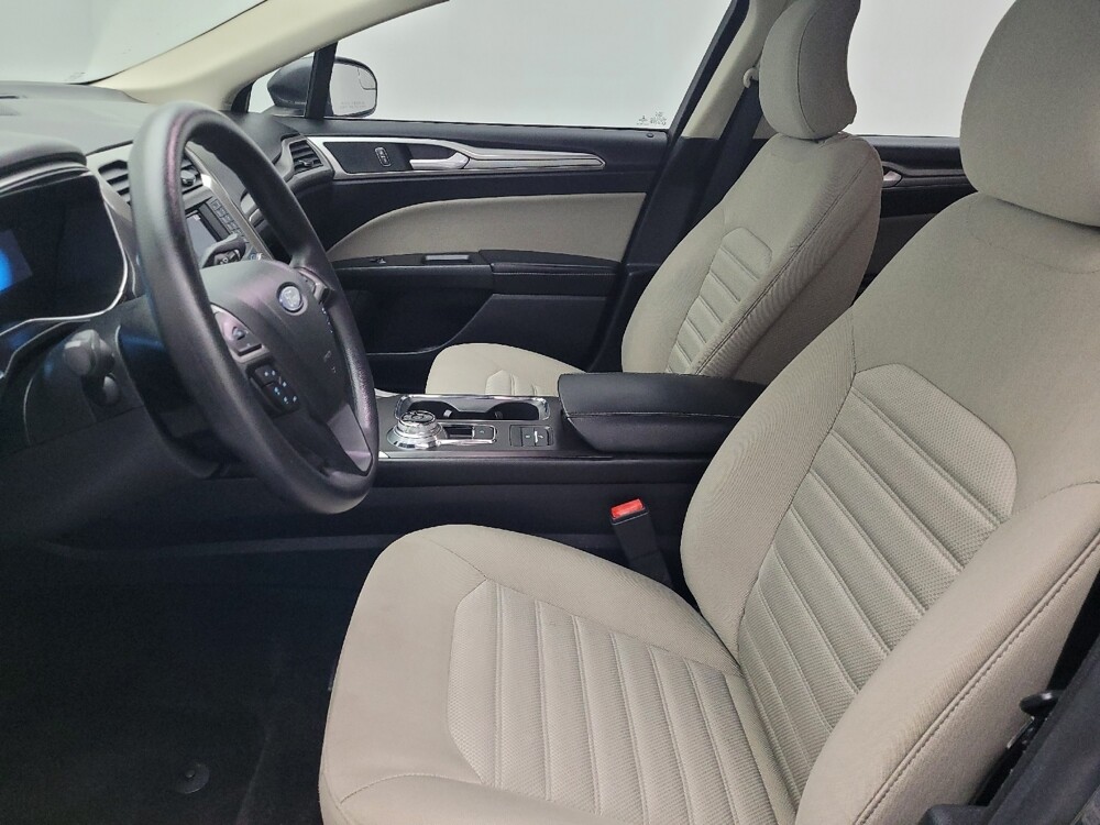 2018 Ford Fusion in Greenville, SC 29607 - 18084947 17