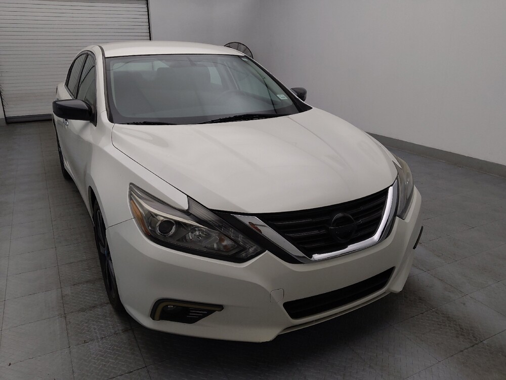 2017 Nissan Altima in Greenville, SC 29607 - 18084948 14
