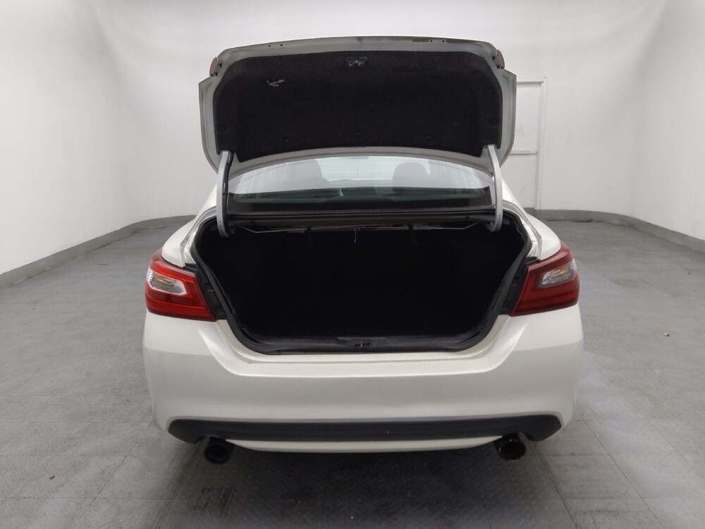 2017 Nissan Altima in Greenville, SC 29607 - 18084948 29