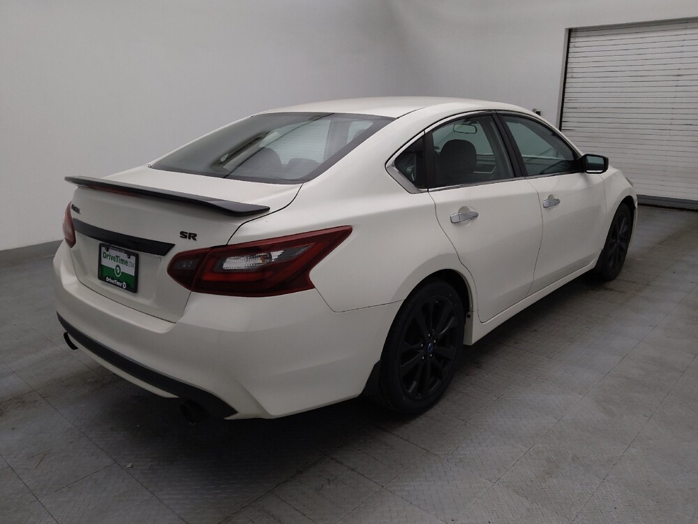 2017 Nissan Altima in Greenville, SC 29607 - 18084948 9