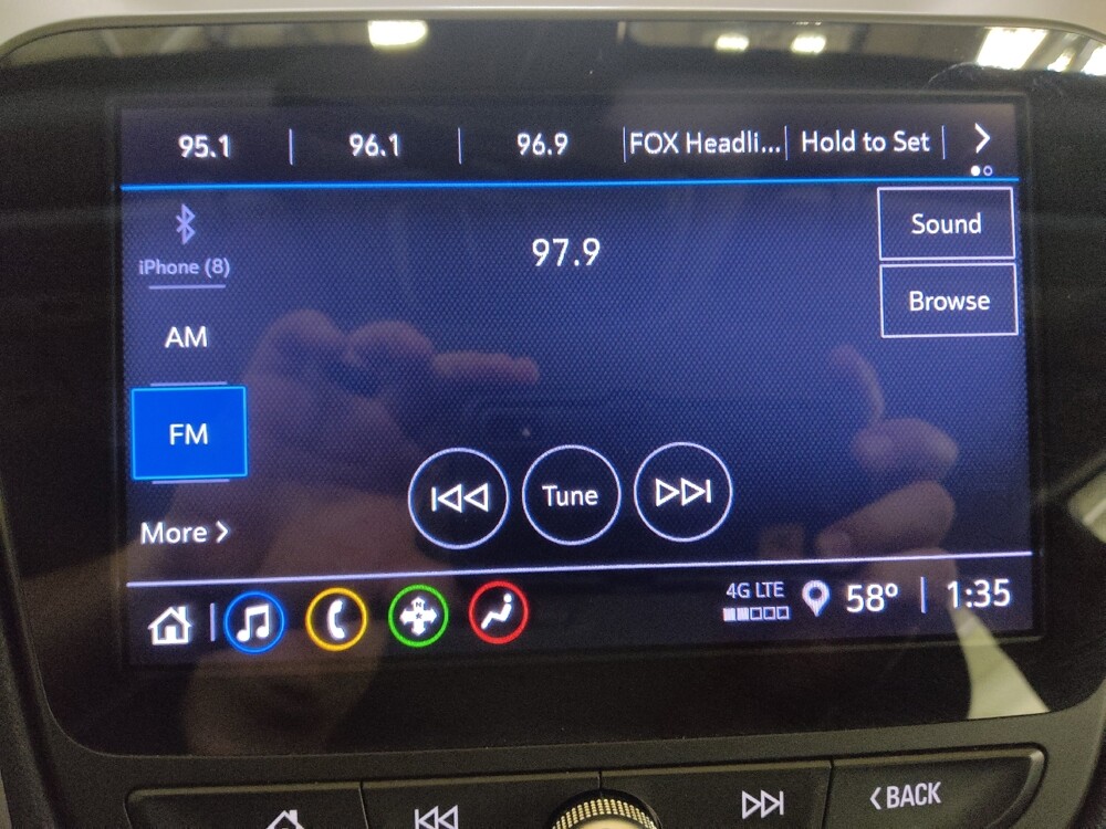 2022 Chevrolet Malibu in Greenville, NC 27834 - 18084951 25