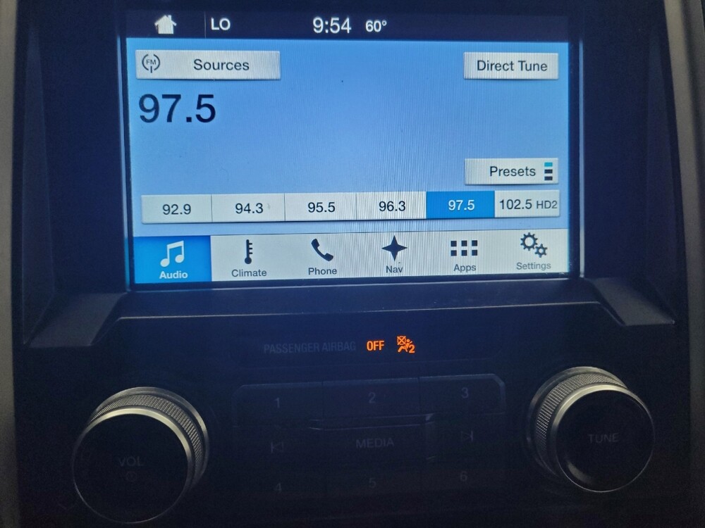 2016 Ford F150 in St. Louis, MO 63125 - 18084959 25