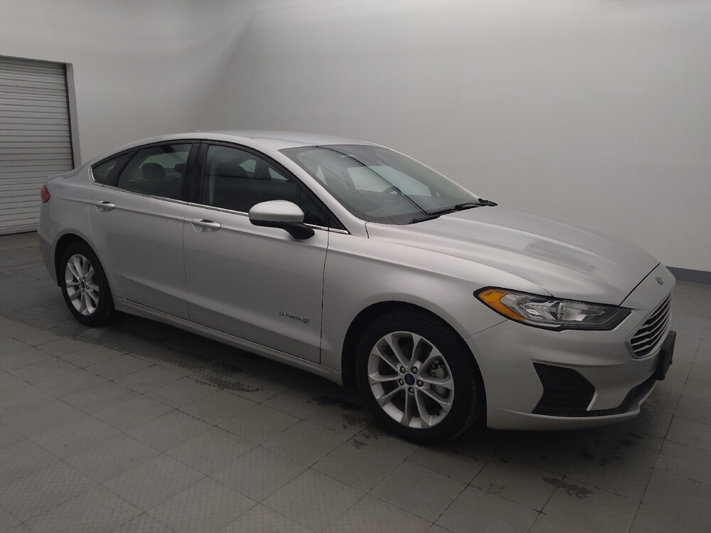 2019 Ford Fusion in Houston, TX 77034 - 18084968 11