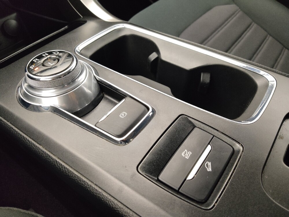 2019 Ford Fusion in Houston, TX 77034 - 18084968 26