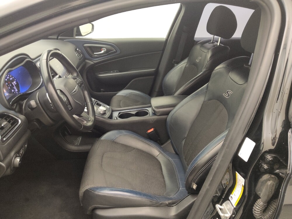 2016 Chrysler 200 in Baton Rouge, LA 70816 - 18084971 17