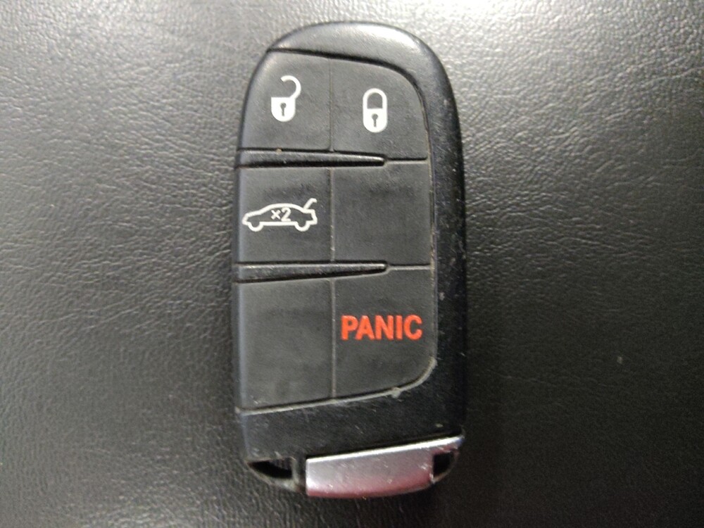 2016 Chrysler 200 in Baton Rouge, LA 70816 - 18084971 32