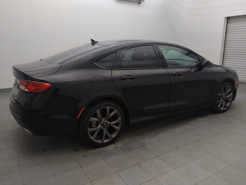 2016 Chrysler 200 in Baton Rouge, LA 70816 - 18084971 10