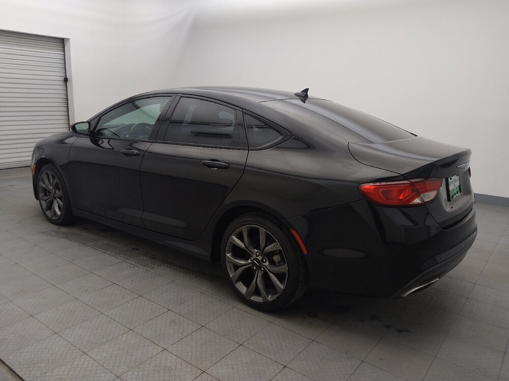 2016 Chrysler 200 in Baton Rouge, LA 70816 - 18084971 3