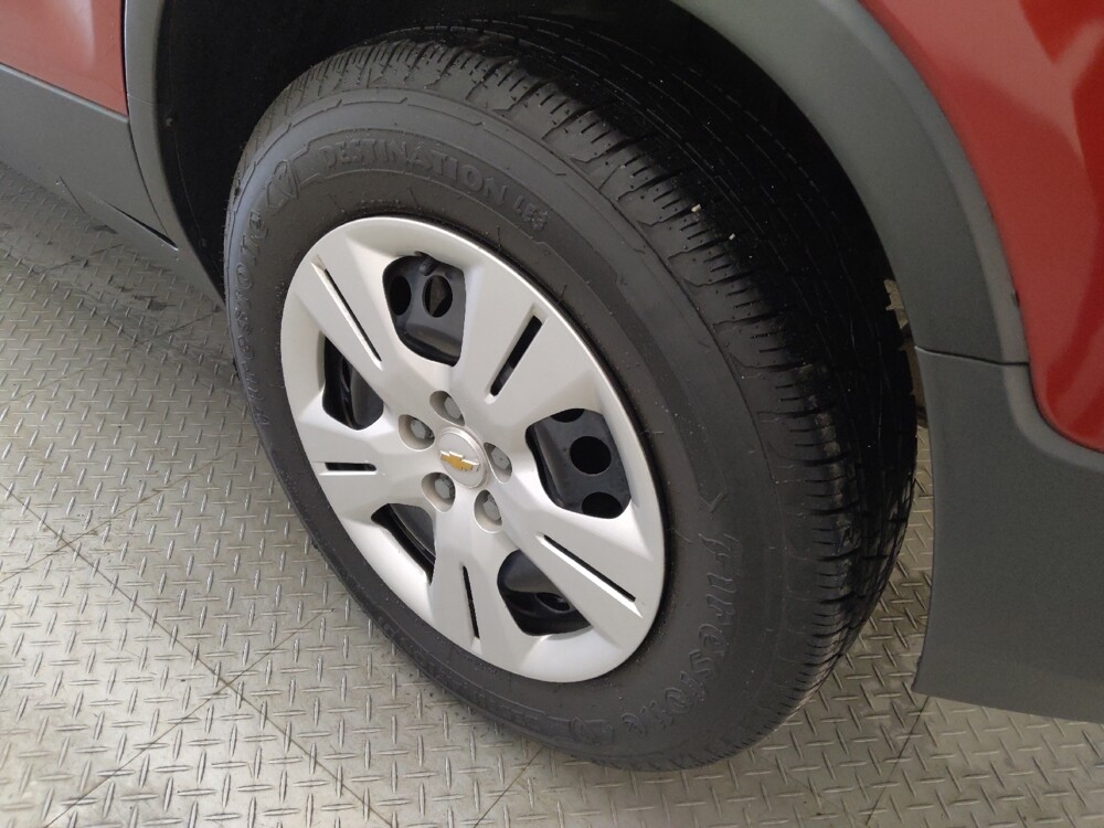 2015 Chevrolet Trax in Houston, TX 77060 - 18084972 31