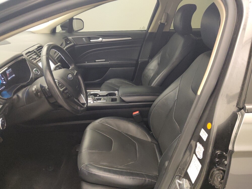 2019 Ford Fusion in Houston, TX 77034 - 18084973 17