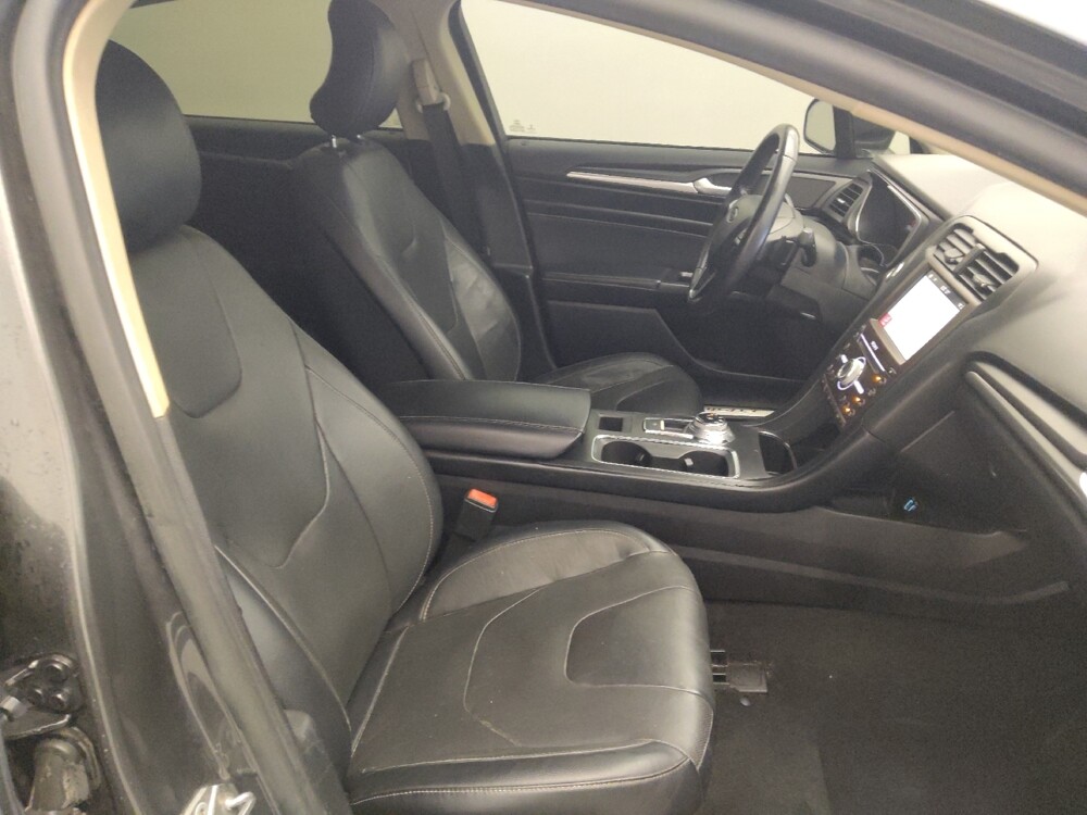 2019 Ford Fusion in Houston, TX 77034 - 18084973 21