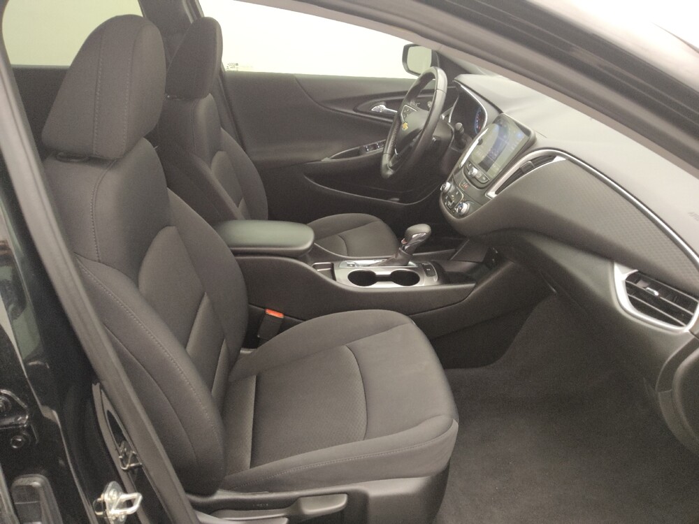 2022 Chevrolet Malibu in Houston, TX 77060 - 18084974 21