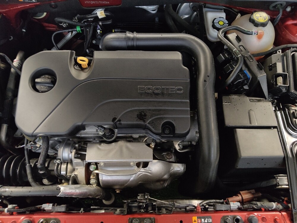 2020 Chevrolet Malibu in Houston, TX 77060 - 18084978 30