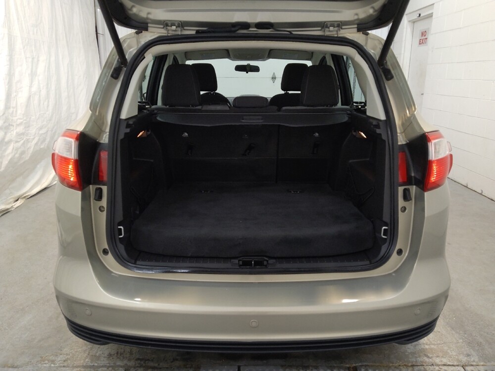 2016 Ford C-MAX in Cincinnati, OH 45255 - 18084979 29