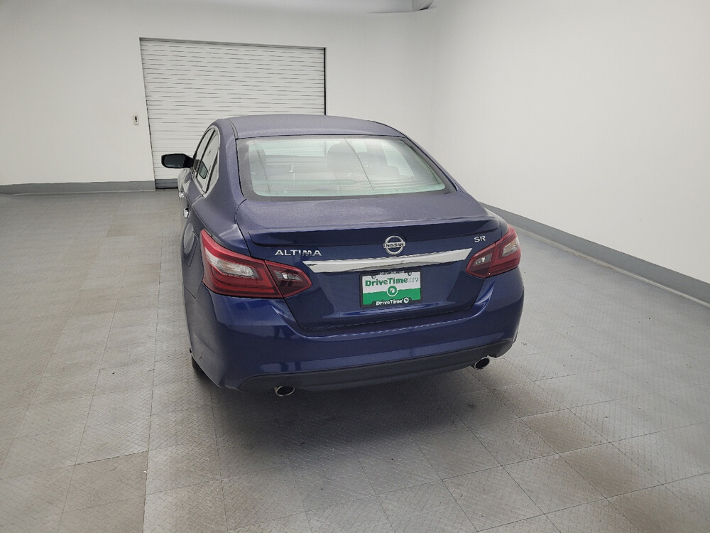 2018 Nissan Altima in St. Louis, MO 63136 - 18084980 6