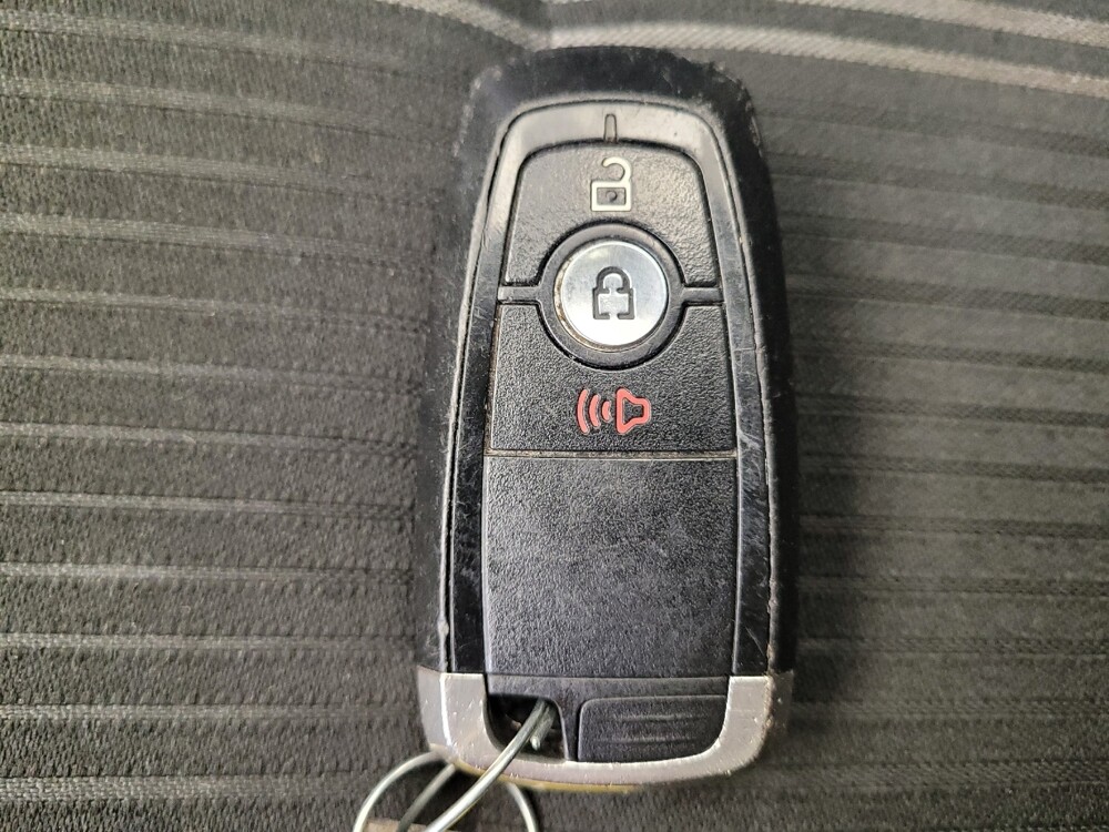 2019 Ford EcoSport in Louisville, KY 40258 - 18084984 32