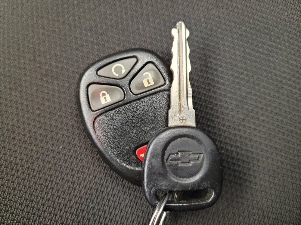 2015 Chevrolet Traverse in Cincinnati, OH 45255 - 18084985 32