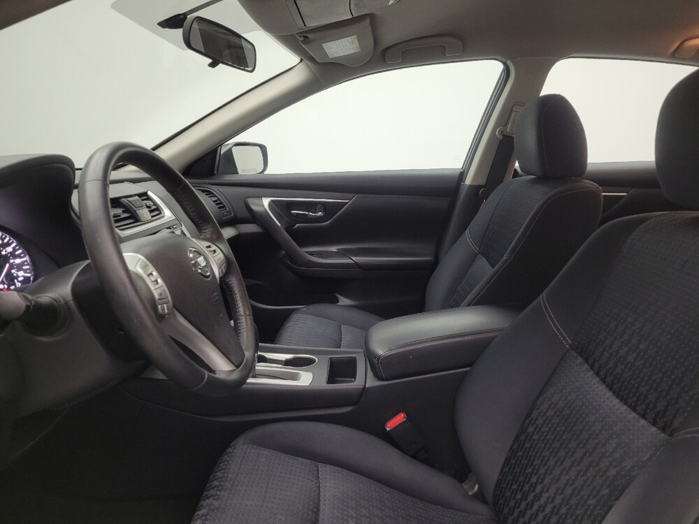 2016 Nissan Altima in Columbus, OH 43231 - 18084986 17